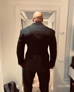 Martyn Ford Instagram - Well, it would be rude to leave italy 🇮🇹 without a little treat …. @lgfg_fashion_house ♥️🌏#italy