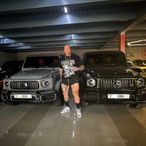 Martyn Ford Instagram - Black OR Grey ??? Which one ??? …. #merc #gwagon
