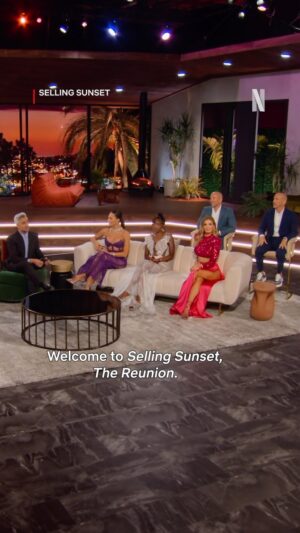 Mary Fitzgerald Instagram - A REUNION you don’t want to miss ….. 
Imagine 11 episodes all in one 🤯🔥🍿 

But

You still have time to finish watching Season 7 before the juicy Selling Sunset REUNION EVENT hosted by Tan France! Come together to watch on WEDNESDAY, NOVEMBER 15 at 6pm PT/9pm ET only on Netflix.

@netflix 

#sellingsunset #reuniontrailer #netflix #season7 #letsgo