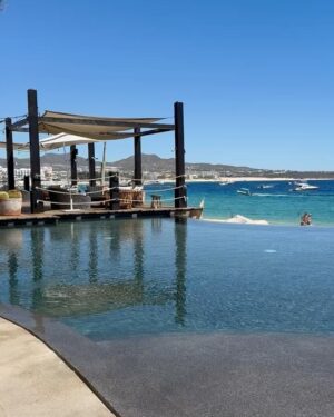 Mary Fitzgerald Instagram - Everyone needs some sun in February ☀️ 

It was a magical weekend with my mama and sissy! 
We had such an amazing girls trip and some R & R 

Thank you so much @haciendacabo @1homespreviewcabo @1hotels @alen_ogroupcabo @theoppenheimgroup_cabo 
For the best experience and stay! We can’t stop talking about how perfect everything was! Can’t wait to come back