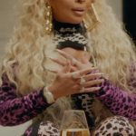 Mary J. Blige Instagram - @50cent is a great guy, business man and has helped elevate our culture through his music. Most importantly, he’s a great friend. ✨ Join me for a new episode of #TheWineDownBET Tonight 10/9c on #BET