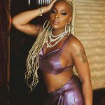 Mary J. Blige Instagram - Age isn’t defined by a number but by growth and wisdom! Happy birthday to my beautiful big sister Latonya! Thank you for all the bday love!!!!