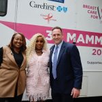 Mary J. Blige Instagram - Woke up this morning feeling fulfilled and grateful after spending time with @flotus at @whitehouse to kick off an important #CancerMoonshot initiative and visiting @breastcareforwashington, a recipient of funding from my partners @Hologic, which provides screening to women in need living in Ward 8 in DC. So grateful for the chance to meet with the staff and patients, and learn more about the important work being done to reduce racial disparities in women’s health. #GoodMorningGorgeousTour #Hologic #ad