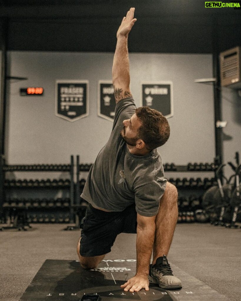 Mat Fraser Instagram - Get a little flexible on this fine Friday 👌 We’re proud that the HWPO Training app integrates directly with @gowod_mobilityfirst, empowering you with a workout-specific pre and post-training protocol. Making improving your mobility convenient, so you can focus on the WORK. - #hwpo #hwpotraining