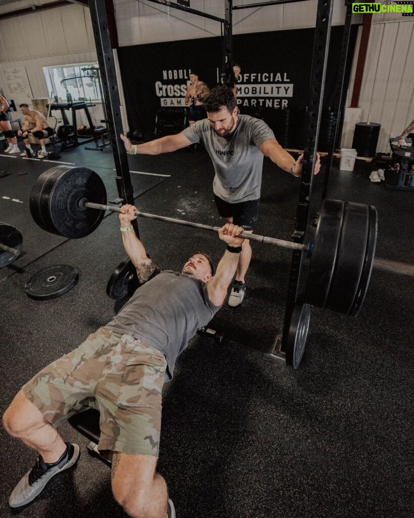 Mat Fraser Instagram - If you’re trying to squeeze a quick workout in, what’s your go-to exercise? If @jakemarconi is there with the spot, I’m going bench every time. #HWPO