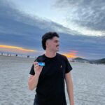 Matheus Lustosa Instagram – Com esse aparelho qualquer hora é hora de foto 🤩 #reelslovers #invisaling Juquehy Beach