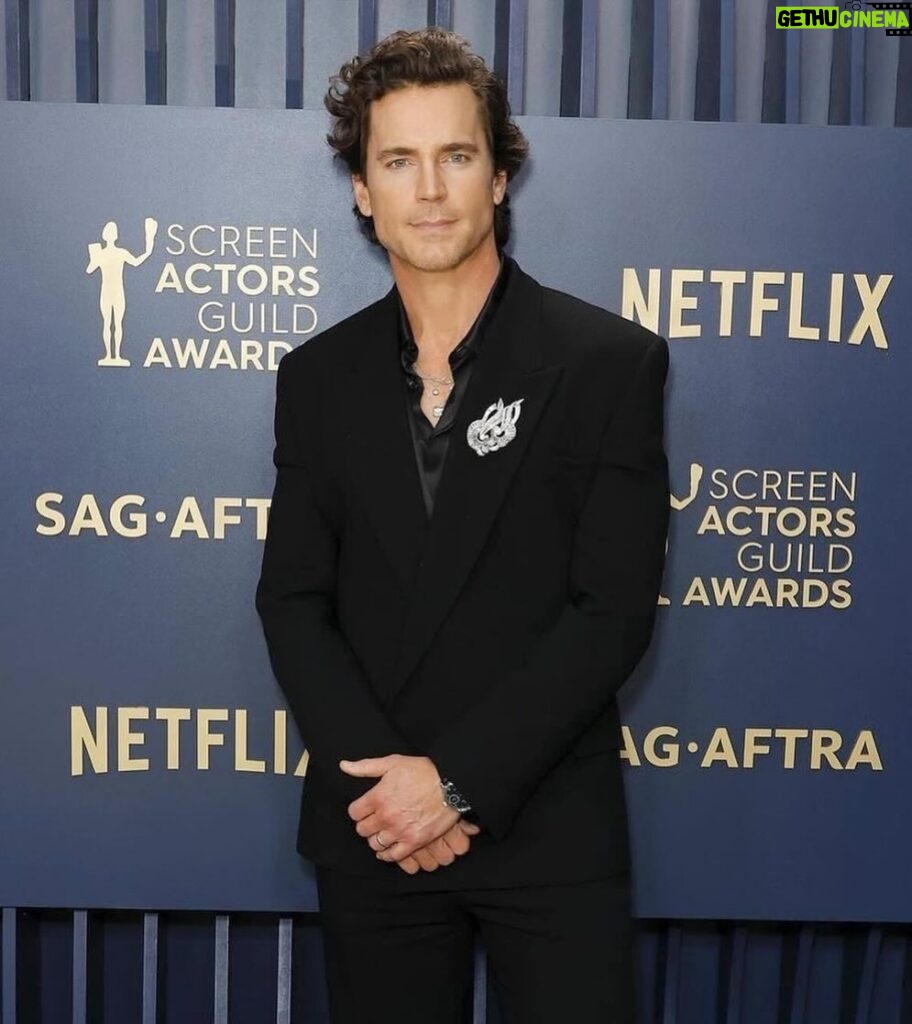 Matt Bomer Instagram - Thank you for a beautiful night @sagawards Styling: @warrenalfiebaker Tux: @boss 💇‍♂️: @davidcoxhair Los Angeles, California