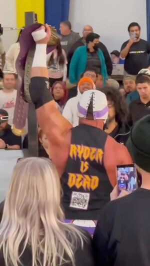 Matthew Cardona Instagram - ZACK RYDER IS DEAD!!!

@gamechangerwrestling @stephdelander 

🎥: @frankiesliveprowrestlingclips
