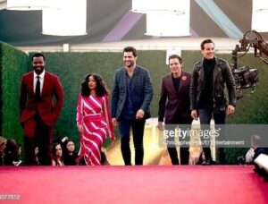 Matthew Daddario Instagram - Congrats to everyone on the awards! Thanka to everyone who voted! Show of the year, Male TV Star and Female TV Star! Awesome. Congrats @isaiahmustafa @albertorosende @harryshumjr @domsherwood @kat.mcnamara @emeraude @alishawainwright .