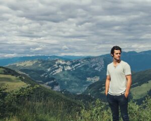 Matthew Daddario Instagram - Long haired mountain goat. Comes with the cat combo meal.

Photo @eskim0oo