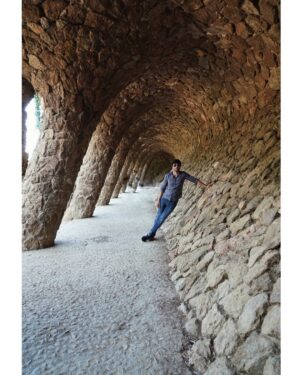 Matthew Daddario Instagram - Stupid gravity.