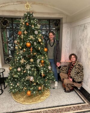 Matthew Gray Gubler Instagram - my new year’s resolution of “never standing in public” is off to a wonderful start