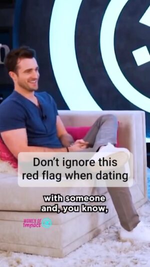 Matthew Hussey Instagram - Homies, have you ever experienced this dating red flag before? 

My boy @thematthewhussey sharing dating GOLD!! 🔥

#redflags #lovebombing #datingadvice