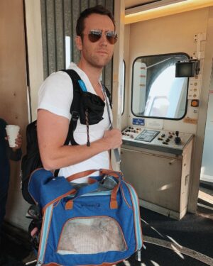 Matthew Lewis Instagram - Luke is a less nervous flyer than I am. Kid sleeps so soundly after takeoff that I had to kick him last time to make sure he hadn’t died. 📸 @theangelajones