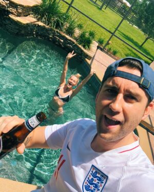 Matthew Lewis Instagram - 🏴󠁧󠁢󠁥󠁮󠁧󠁿🦁🦁🦁🏴󠁧󠁢󠁥󠁮󠁧󠁿 #BritsAbroad