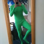 Matthew Lewis Instagram - Feeling pretty Celtic in my dressing room at Leavesden Studios, 11 years ago. No idea what scene it was. I tell ya, you don’t get a body like that without drinking a Guinness or two 💪🏼 so enjoy St. Paddy’s Day but Drink Responsibly eh? Sláinte! ☘️