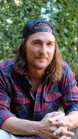 Matthew McConaughey Instagram - merry christmas

#happyholidays #merrychristmas