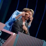Matthias Schweighöfer Instagram - Kurzer Reminder nochmal… ihr werdet so schauen, wie ich auf jedem Bild. Bis 20.15h ne😘 freuen uns auf euch…