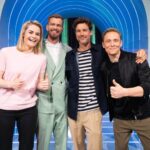 Matthias Schweighöfer Instagram - Jetzt ist die Katze aus dem Sack. Now the cat is out of the sack! Ich freu mich, Teil der neuen #WSMDS Staffel zu sein 🥁 Euch erwarten sechs Folgen - los geht's im Herbst! I'm happy to be part of the super successful German TV show "Wer stiehlt mir die Show" - alongside great people like @officiallyjokoturbo @hazelsgonnahaze @florian.david.fitz 📸 Julian Mathieu / @prosieben