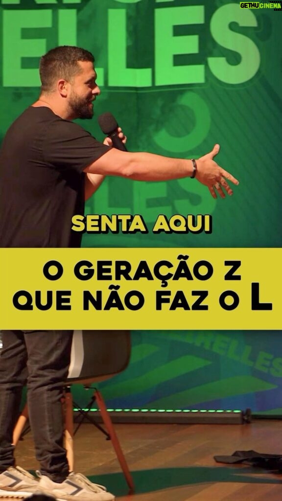 Maurício Meirelles Instagram - Já quero pedir desculpas a todos que se sentiram ofendidos e lembrar que estou em desconstrução. O episódio completo Ta demais. No meus stories tem link. O moleque é o @ferrazpedro10