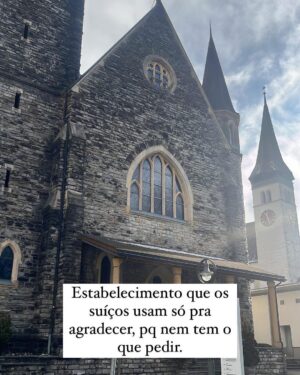 Maurício Meirelles Instagram - Como muitos têm acompanhado, essa última semana eu conheci a Suíça.
Coloquei nos Destaques aqui do meu insta os melhores momentos/idiotices/piadas merda sobre a viagem.
Segue um breve compilado deste lugar incrível, onde preciso agradecer aos políticos brasileiros por terem colocado tanto dinheiro: ficou ótimo o investimento.