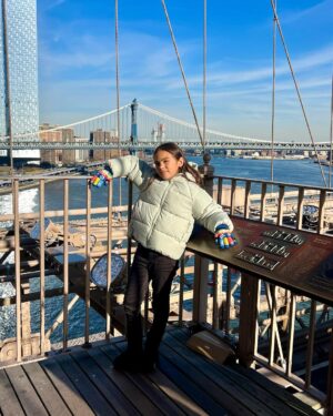 Maura Rivera Instagram - Las postales más lindas que me dejó NY 🗽un viaje con un propósito familiar disfrutado a mil ❤️🎄 

#estatuadelalibertad #wallstreet #puentebrooklyn #brooklynbridge #centralpark #timesquare #newyork #newyorkcity #