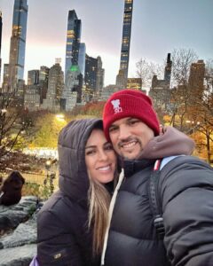 Maura Rivera Instagram - Las postales más lindas que me dejó NY 🗽un viaje con un propósito familiar disfrutado a mil ❤️🎄 #estatuadelalibertad #wallstreet #puentebrooklyn #brooklynbridge #centralpark #timesquare #newyork #newyorkcity # New York, New York