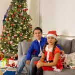 Maura Rivera Instagram – Feliz Navidad mucho amor y paz para todos ✨✨✨✨✨✨ 

#feliznavidad #navidad #merrychristmas #familia Miami, Florida