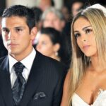 Maura Rivera Instagram - 13 años en el camino del amor del respeto de la admiración de la complicidad de las risas de los sueños anhelos y objetivos 💍 Gracias por ser mi compañero en todos estos años por darme dos hijos hermosos frutos de nuestro amor Te amo por siempre @markgonzalez11 Feliz aniversario que sea eterno todo lo que nos hace bien 🤍🤍🤍🤍🤍🤍🤍🤍❤️❤️❤️❤️❤️❤️❤️❤️❤️❤️ 07-01-2011 (14 años juntos) #aniversariodeboda #13años