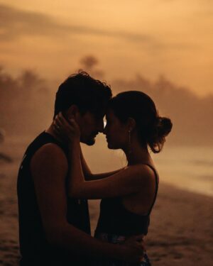Mauricio Montaner Instagram - 10 años siendo mi Valentine. ♥️