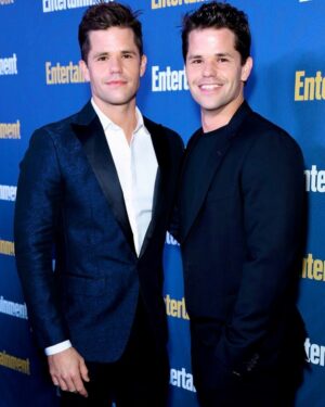 Max Carver Instagram - Thanks for invite @entertainmentweekly 😘