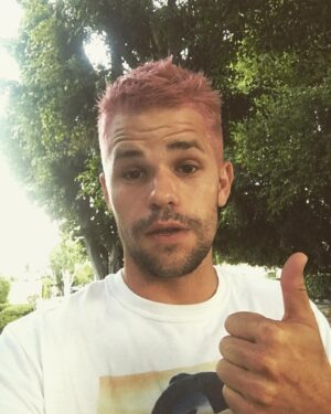 Max Carver Instagram - #tbt to me all pretty in pink for #InTheCloud ;) Stream it for free only on @crackle starting Feb 8th