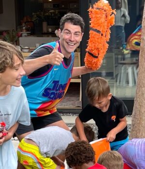 Max Greenfield Instagram - 4 2 … what it do …

thank you for all the birthday wishes 🙏