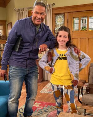 Max Greenfield Instagram - All New @theneighborhood this Monday night with a very special guest star. Difficult to work with but an absolute joy to watch ❤️
Grateful for our fearless director, the great @mose4962 
Monday @ 8pm 
@cbs