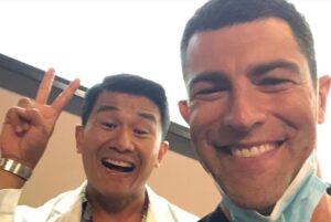 Max Greenfield Instagram - Aloha 🌸 
Thank you @doogiekamealohamd for having me 🙌
@peytonelizabethlee 
@itsemmameisel 
@ronnychieng 
@kourtneykang 
@chineseguy88 
@instapono