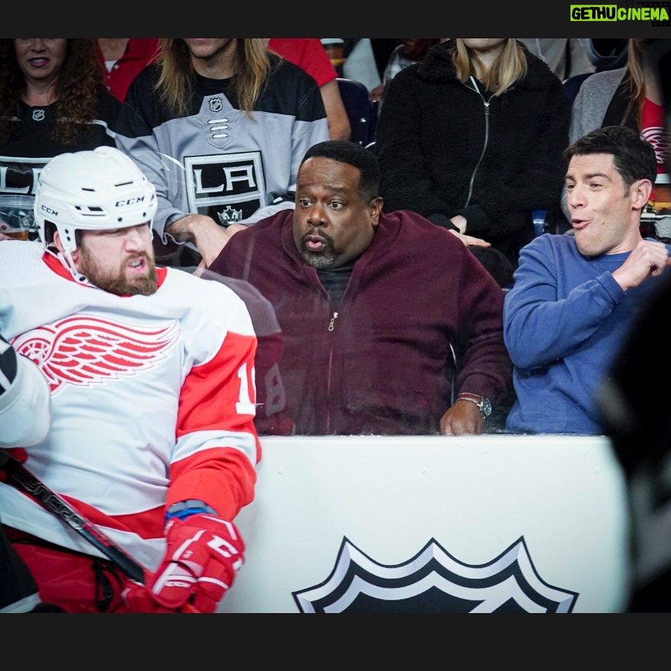 Max Greenfield Instagram - #theneighborhood is all new tonight Big shout out to @lakings #GOKINGSGO and @_markhuber_ for taking the vicious hit seen