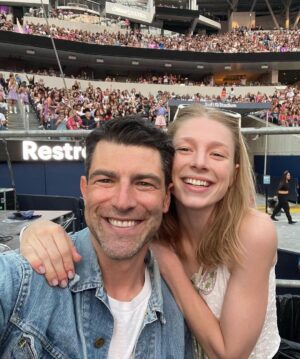 Max Greenfield Instagram - @taylorswift 
#erastour ❤️

@tesssanchezgreenfield ❤️
#Darlene