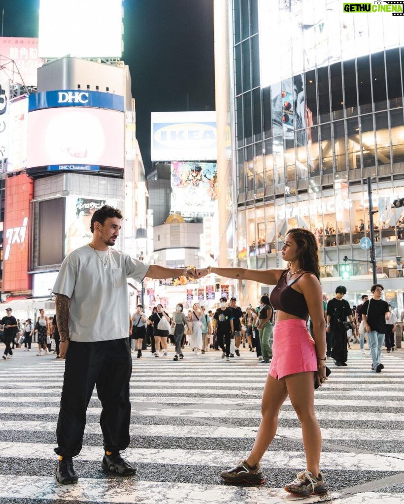 Max Holloway Instagram - Believe it 🤍⚡️ Shibuya, Tokyo