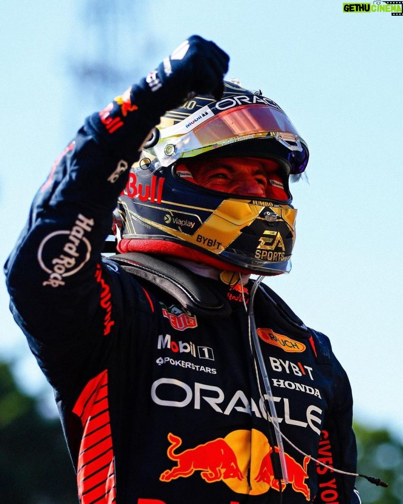 Max Verstappen Instagram - Let’s go!!! What a great performance! This is another amazing day for us as a team @redbullracing 👏 and a pretty nice way to celebrate the win 👀🎤 Racing at Interlagos is always very special! Thank you for all the support 🇧🇷🙌 #BrazilGP Autódromo de Interlagos