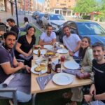 Maxi Iglesias Instagram - La gente que te dice que no, pueden ser los mejores síes . "Después de tres cobras aquí estamos"