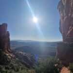 Maxi Iglesias Instagram - Estos días de Pascua aprendí lo que es el "Vortex" Those days in Sedona, I've been thinking and knowing more about energys, rocks,shooting stars and "animal" rocks.."bannaada" "serefe" and other good stuff surrounded by good people..👌🏽 This is a place that inspires, recharges, uplifts, soothes, restores and so much more..I've been said, that for many, the very act of being here provokes a spiritual awakening.. " No one leaves Sedona unchanged" and that it's true. 💚 Thanks Brandon for the plan 💥 Sedona, Arizona