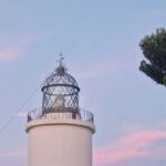 Maxi Iglesias Instagram - De esos findes para recordar.. Costa Brava y su esencia Mis dos mejores amigas del cole (bueno 2,5🤰) Atardeceres de colores en el viento El grupo que he unido ("Team temitas") Comer, desde la boda en Galicia..qué deleite!