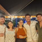 Maxi Iglesias Instagram - De esos findes para recordar.. Costa Brava y su esencia Mis dos mejores amigas del cole (bueno 2,5🤰) Atardeceres de colores en el viento El grupo que he unido ("Team temitas") Comer, desde la boda en Galicia..qué deleite!
