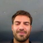 Maxi Iglesias Instagram - What a Pont Soles que se esconden pra dar claridad 4 haciendo equipo, la que más cabeza ella La sonrisa de la Venus tq Camisetas que hablan solas ♥️ Más claritat Taksi conversations No podía faltar Cuando ves un 🦄 por primera vez Nads como la música en directo Y molt mes, pero solo caben diess