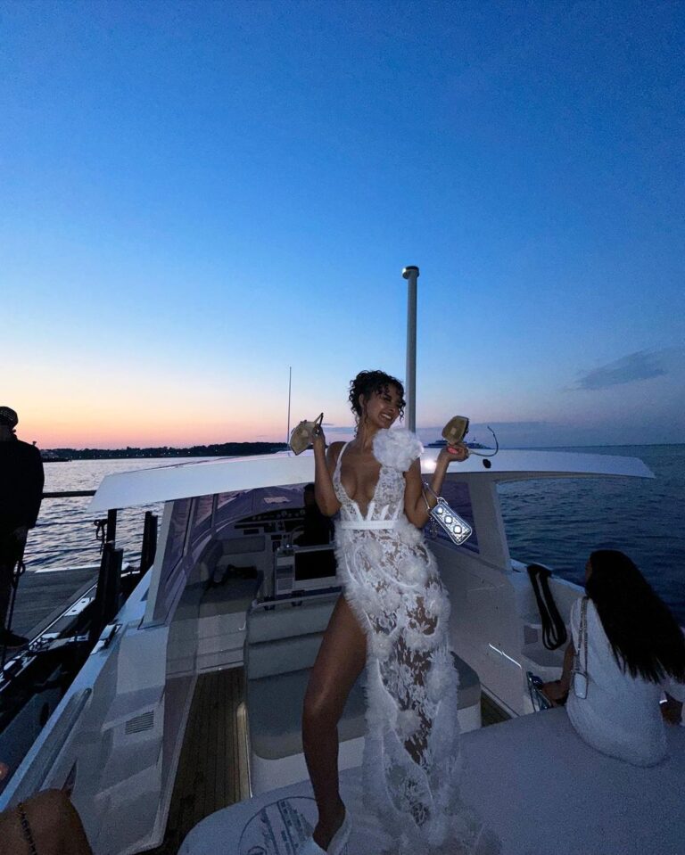 Maya Jama Instagram - suchhh a beautiful evening with @britishvogue Cannes, French Riviera, France