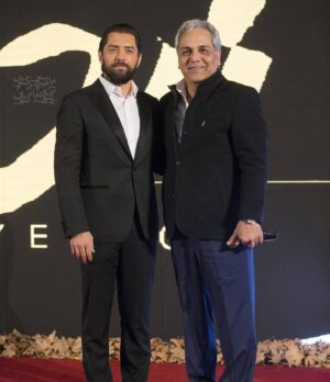 Mehran Modiri Instagram - اكران خصوصى فيلم "زرد" به كارگردانى مصطفى تقى زاده .
#مهران_مدیری #بهرام_رادان