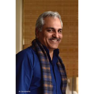 Mehran Modiri Instagram - مهران مديرى روز يكشنبه ٨ مردادماه از ساعت ١٨ تا ٢٢ در پرديس هويزه و آفريقا در #مشهد كنار مخاطبان خواهد بود .
#ساعت٥عصر
عكس از :@alidarvishsefat