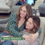 Melissa McCarthy Instagram - #TheGreatGiveback premieres Monday, June 13th on @hgtv and this one will just give you all the warm fuzzies. @jenna_perusich and I can’t wait for you all to get to know each of these amazing, deserving people and the ones who love them 💚 streaming on @discoveryplus