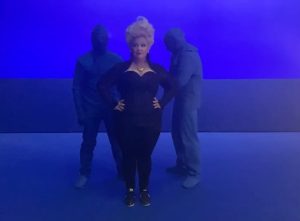 Melissa McCarthy Instagram - Swipe for some more sea witch goodness!! 🐙😈 So thrilled you have all been loving our not-so-little movie. The amount of incredible humans it took to bring it all to life is amazing 🌟👏🏼🧜🏽‍♀️