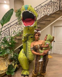 Melvin Gregg Instagram - PreHistoric 🦖 Fun Fact: Bobbie made these costumes from rolls of fabric a few hours before we went out! So even in prehistoric time we would’ve still been fitted!